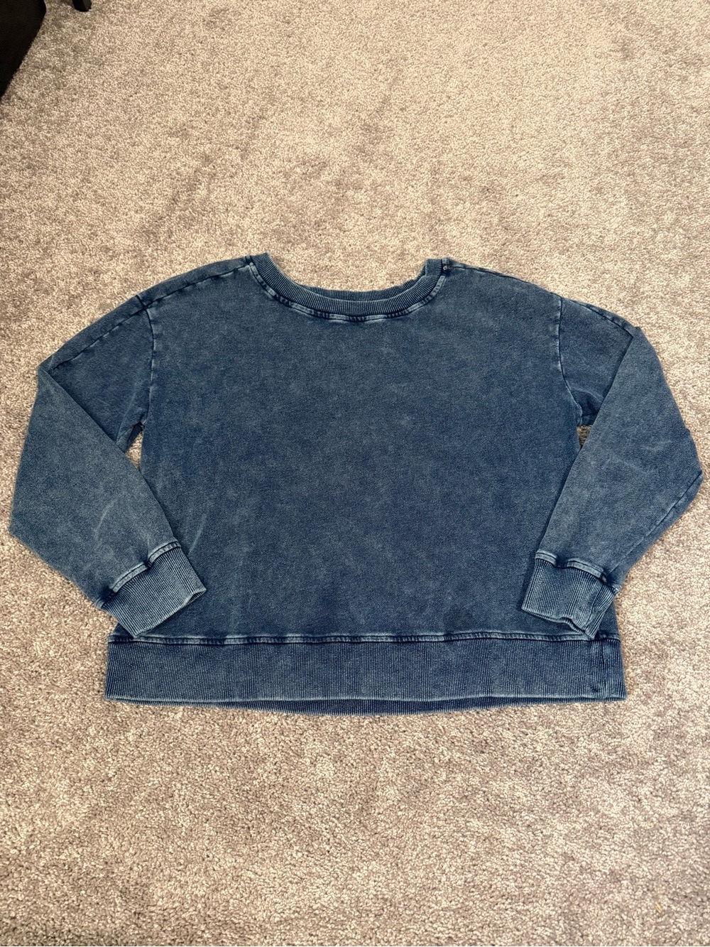 Jane + Delancey blue acid wash sweatshirt Size M #acidwash